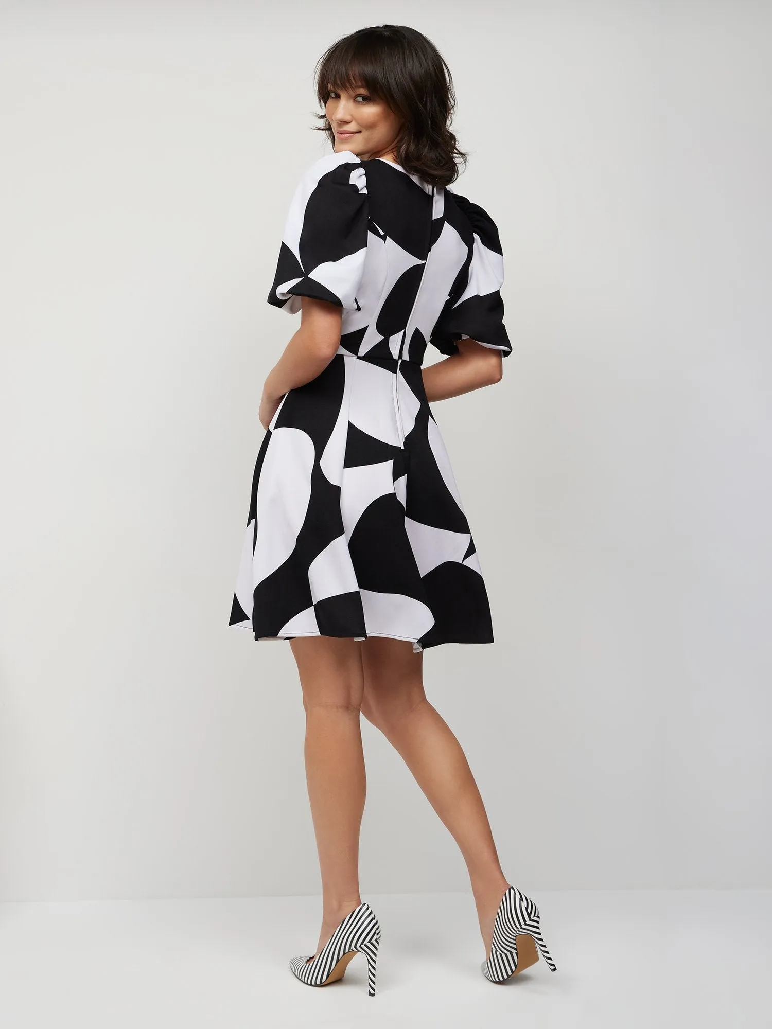 Abstract-Print Puff-Sleeve Flare Dress -  Magic Crepe®