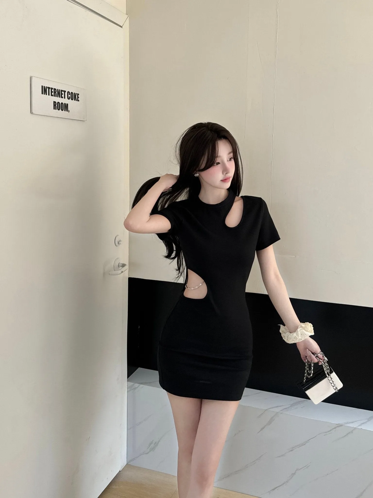 Black Hollow Slimming Drill Chain Dress