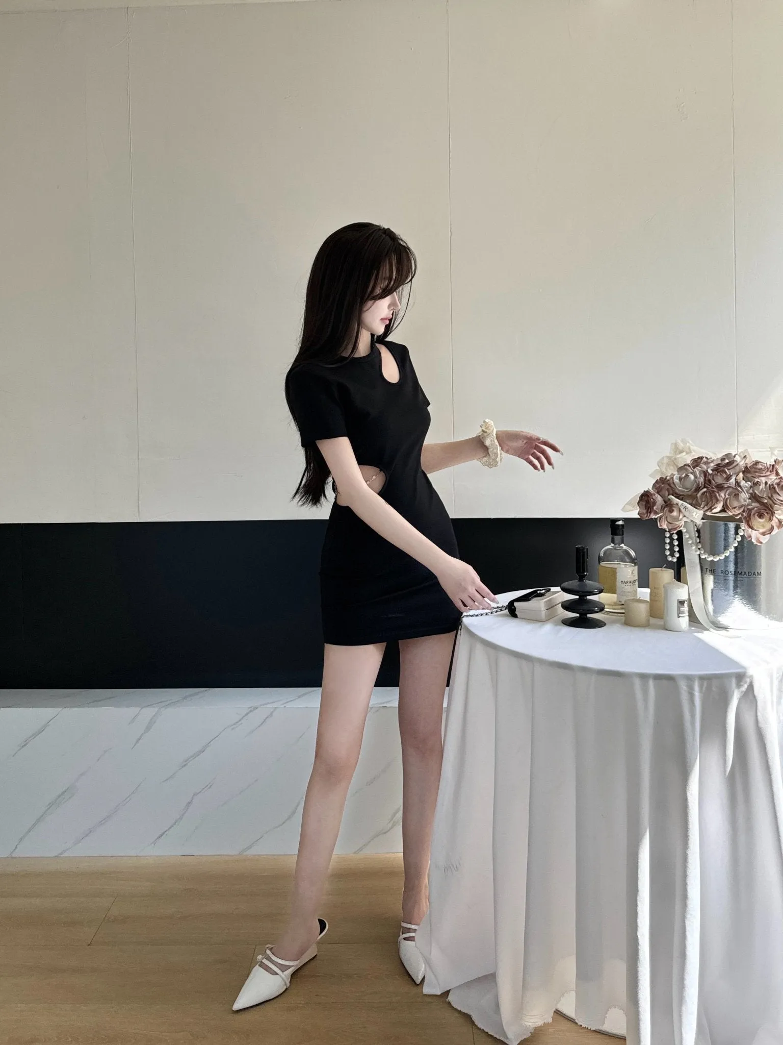 Black Hollow Slimming Drill Chain Dress