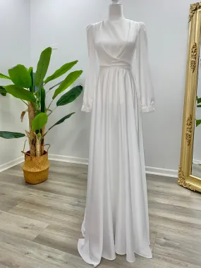 Delilah Satin Pearl