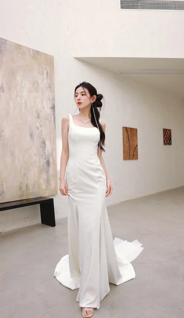 DOLLY Luxury White Graceful Sleeveless Square Collar Wedding Dress-MARY