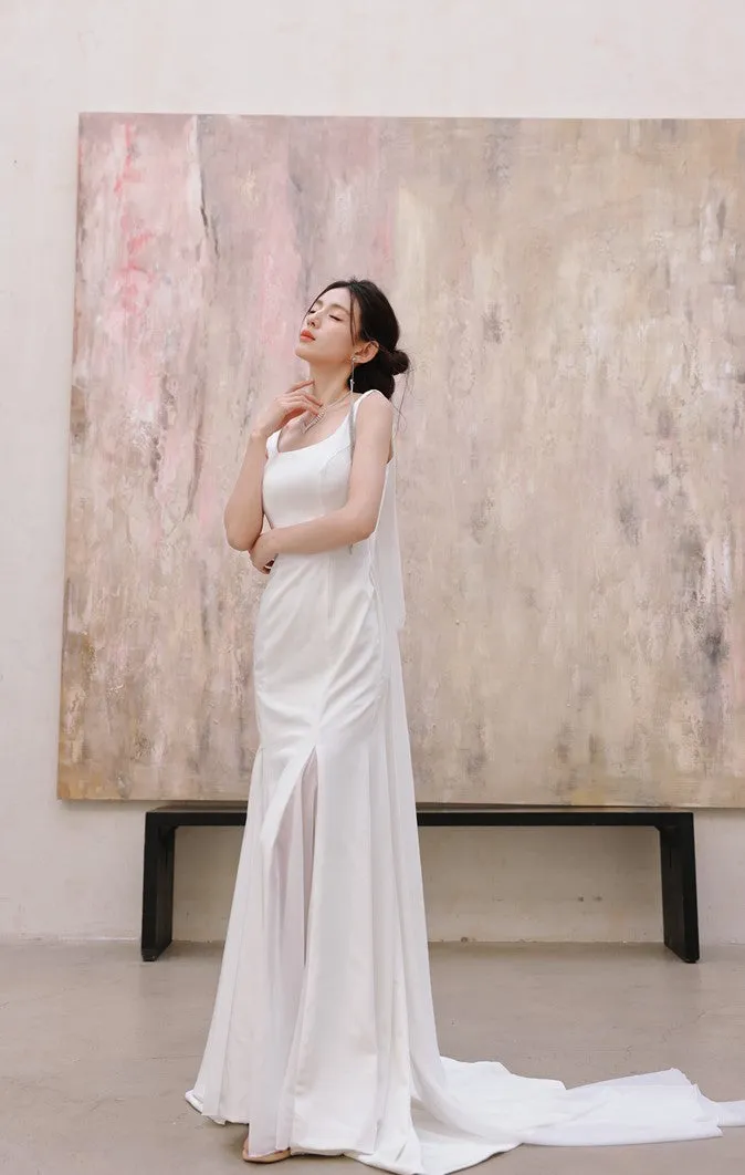 DOLLY Luxury White Graceful Sleeveless Square Collar Wedding Dress-MARY