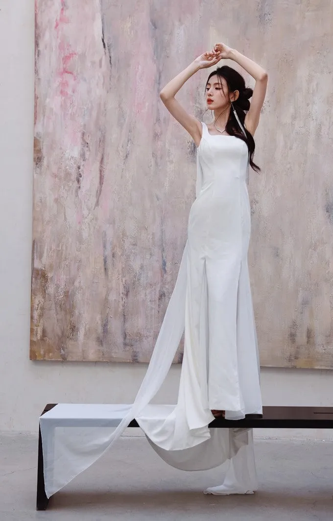 DOLLY Luxury White Graceful Sleeveless Square Collar Wedding Dress-MARY