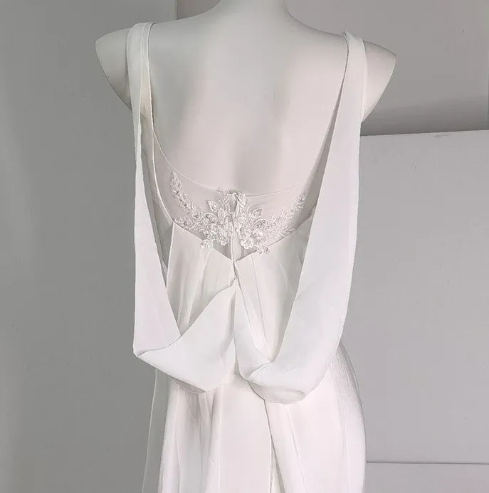 DOLLY Luxury White Graceful Sleeveless Square Collar Wedding Dress-MARY
