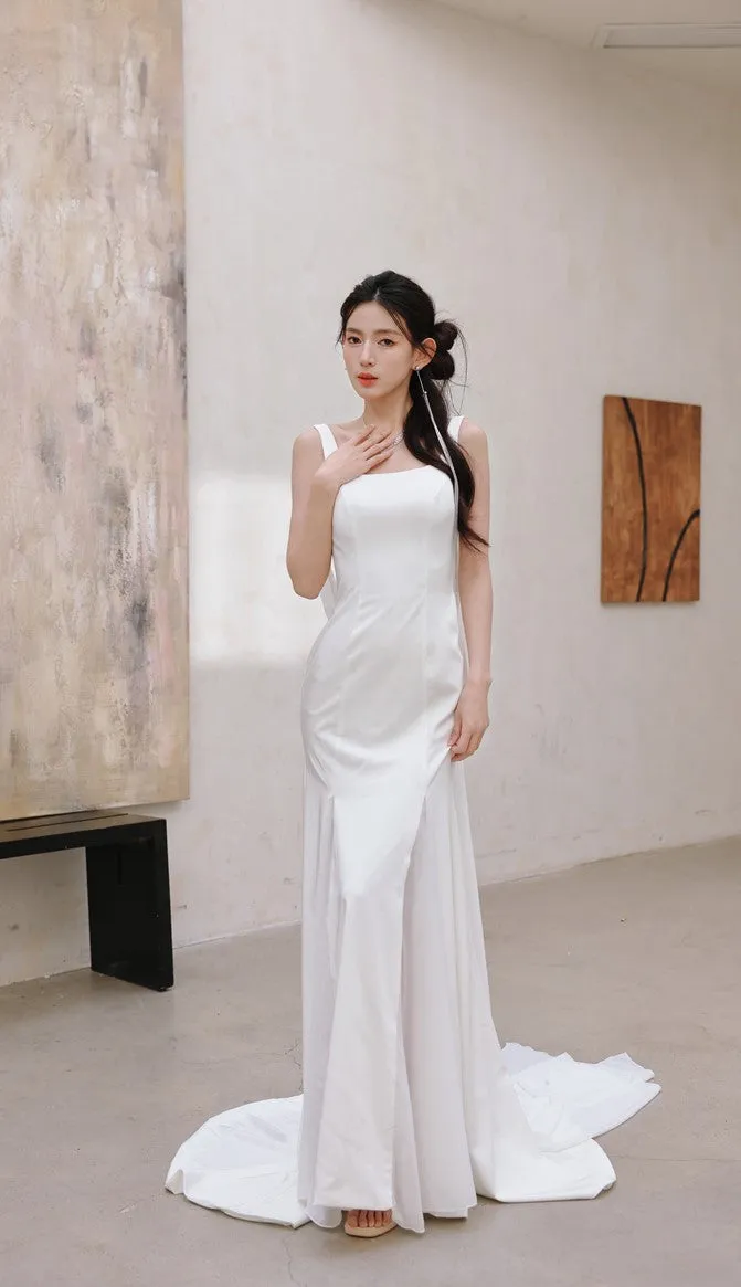 DOLLY Luxury White Graceful Sleeveless Square Collar Wedding Dress-MARY
