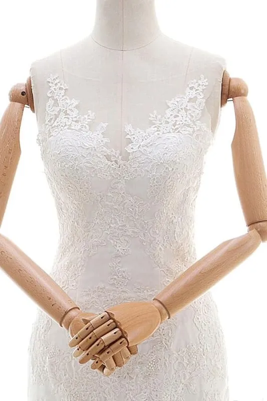 Graceful Appliques Tulle Mermaid Wedding Dress