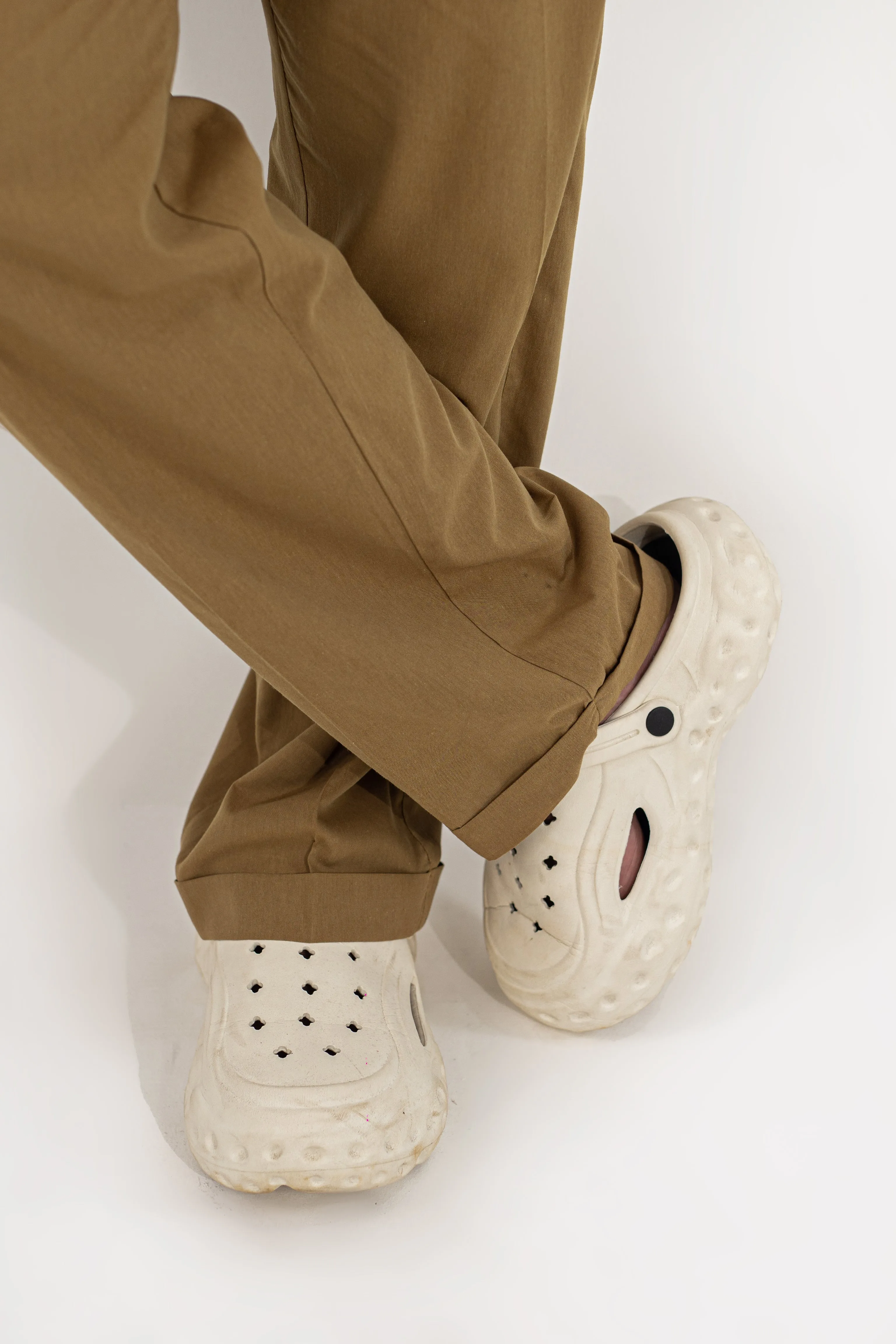 Hazelstone Classic Pleated Pants