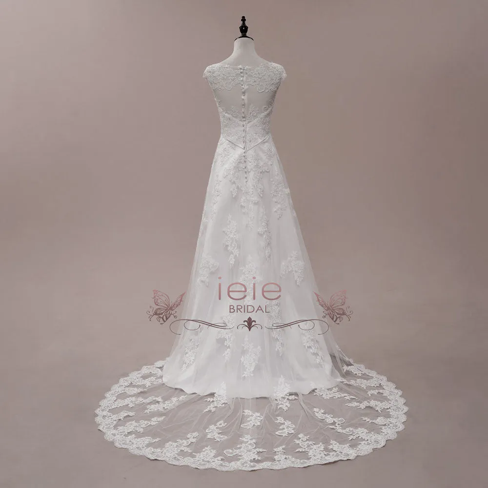 Vintage Inspired Lace Wedding Dress with Cap Sleeves | Lillen